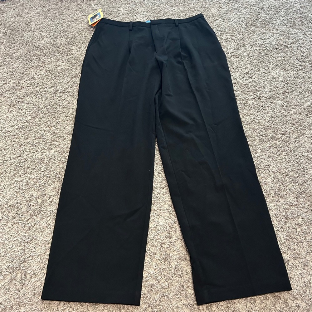Dockers Women's‎ Favorite Fit Black Pleated Dress Pants Size 16 NEW